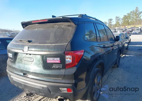 2019 Honda Passport Touring z USA, uszkodzony, nr VIN 5FNYF8H98KB004482